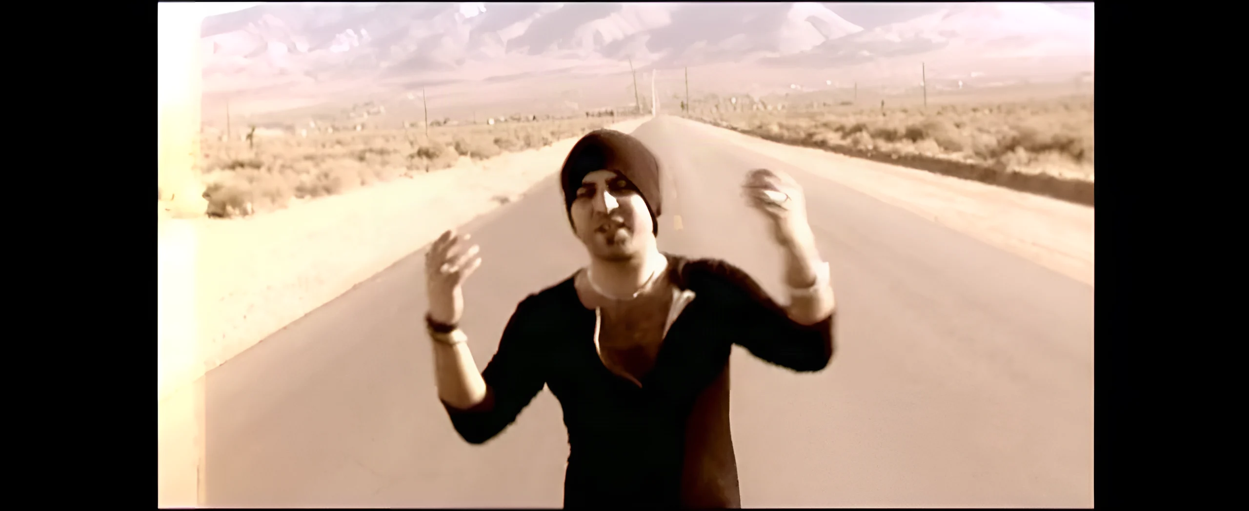 NEGRAMARO — Cade la pioggia — film still